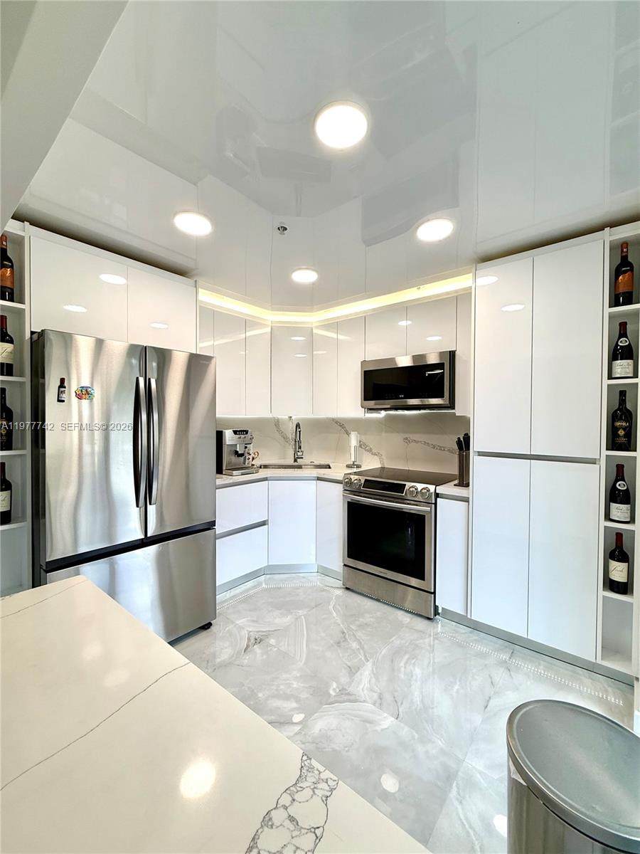 https://bt-photos.global.ssl.fastly.net/miami/1280_boomver_1_A11977742-2.jpg
