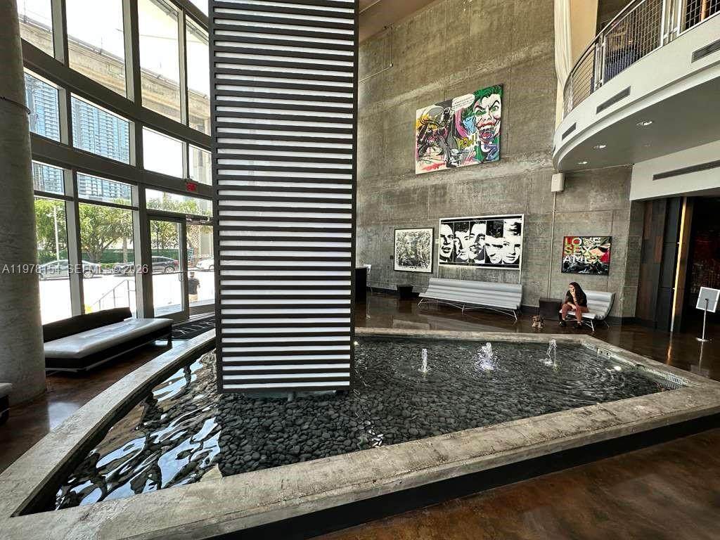 https://bt-photos.global.ssl.fastly.net/miami/orig_boomver_1_A11978154-2.jpg