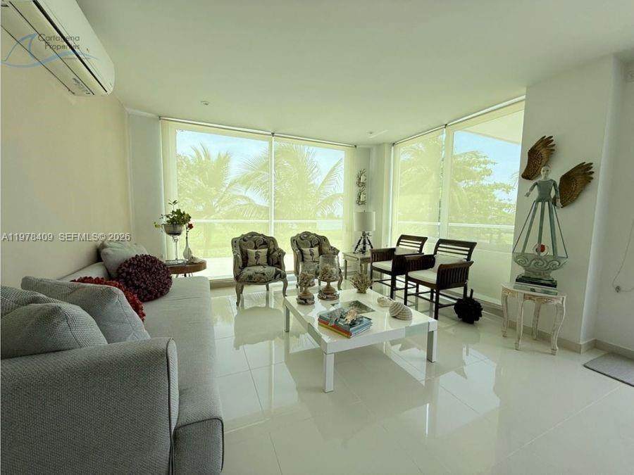 https://bt-photos.global.ssl.fastly.net/miami/orig_boomver_1_A11978409-2.jpg