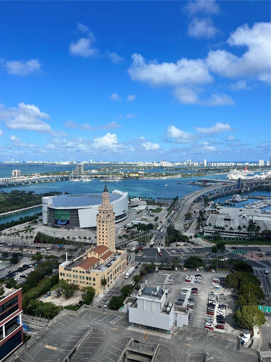 https://bt-photos.global.ssl.fastly.net/miami/orig_boomver_1_A11978516-2.jpg