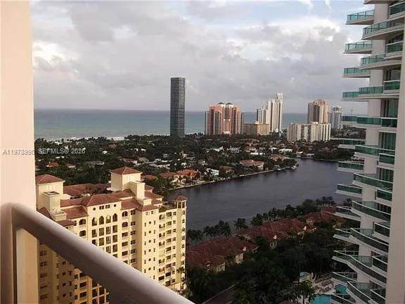 https://bt-photos.global.ssl.fastly.net/miami/orig_boomver_1_A11978996-2.jpg