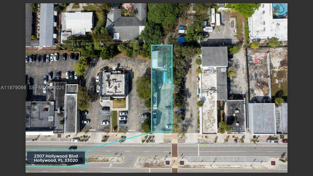 2307 Hollywood Blvd - Photo 1