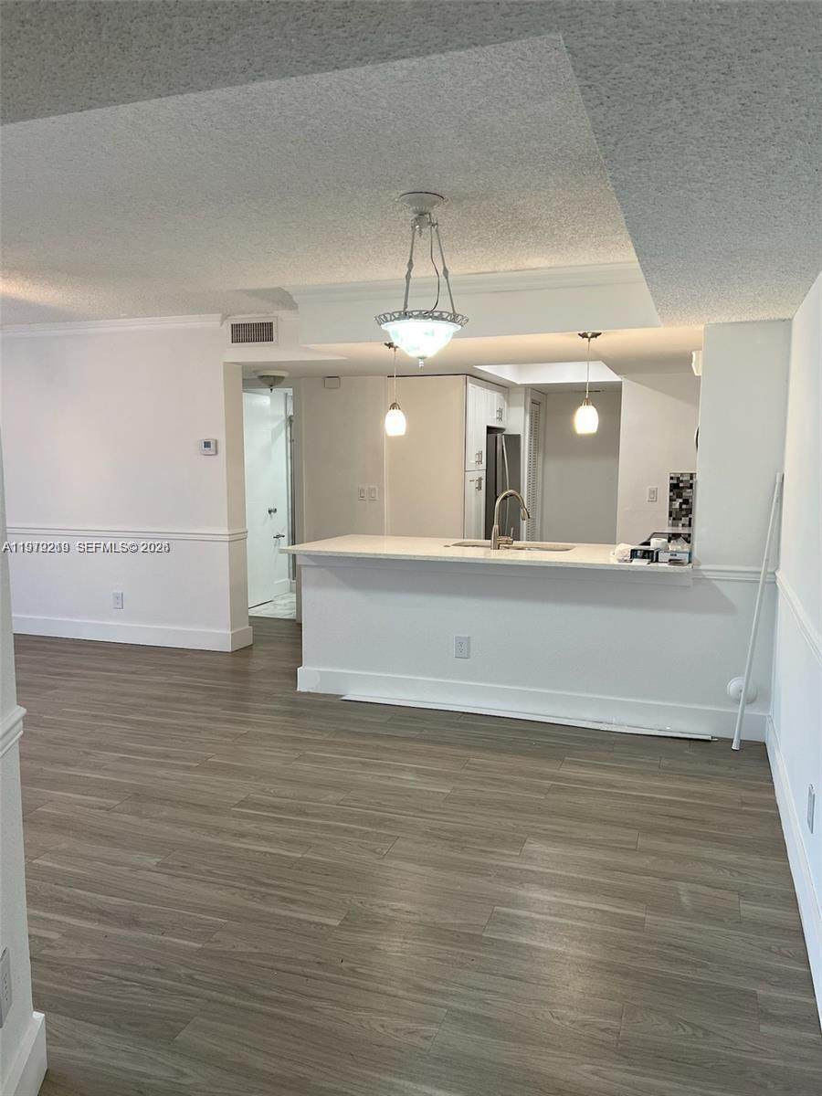 9122 Atlantic Blvd - Photo 1