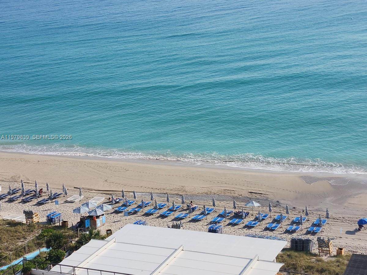 4111 Ocean Dr - Photo 1