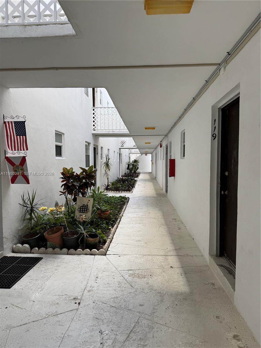 https://bt-photos.global.ssl.fastly.net/miami/1280_boomver_1_A11980297-2.jpg
