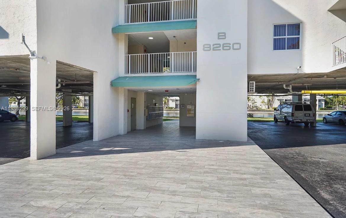 https://bt-photos.global.ssl.fastly.net/miami/orig_boomver_1_A11980299-2.jpg