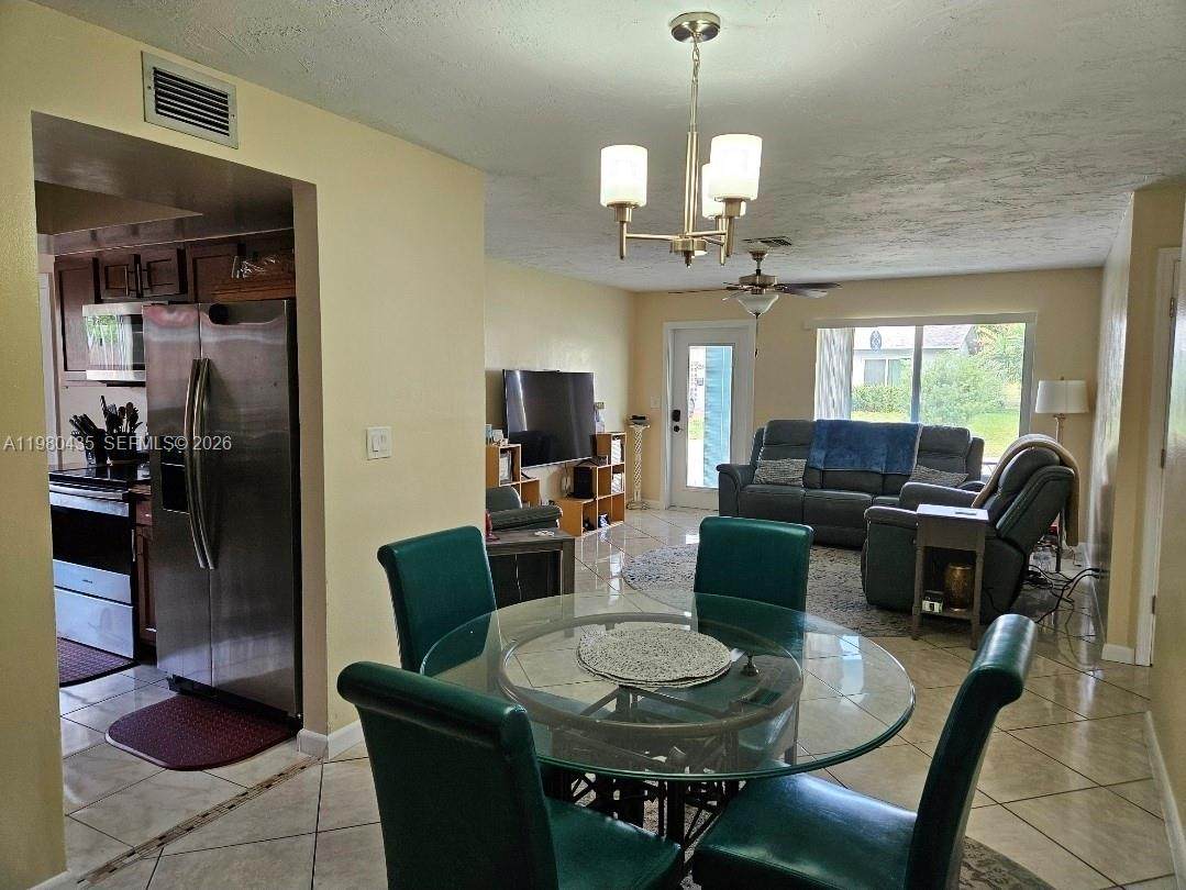 https://bt-photos.global.ssl.fastly.net/miami/orig_boomver_1_A11980435-2.jpg