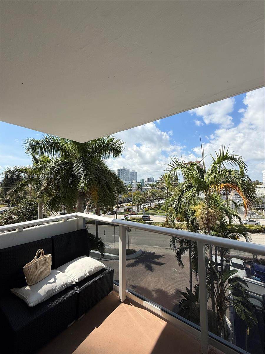 3140 Ocean Dr - Photo 1