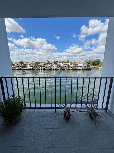 1400 Ocean Dr - Photo 1