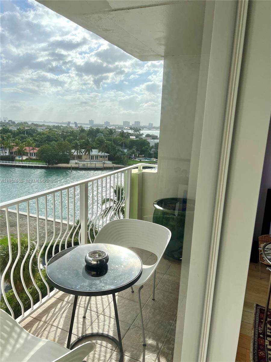 https://bt-photos.global.ssl.fastly.net/miami/orig_boomver_1_A11981638-2.jpg
