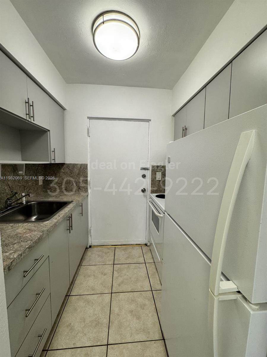 https://bt-photos.global.ssl.fastly.net/miami/orig_boomver_1_A11982069-2.jpg
