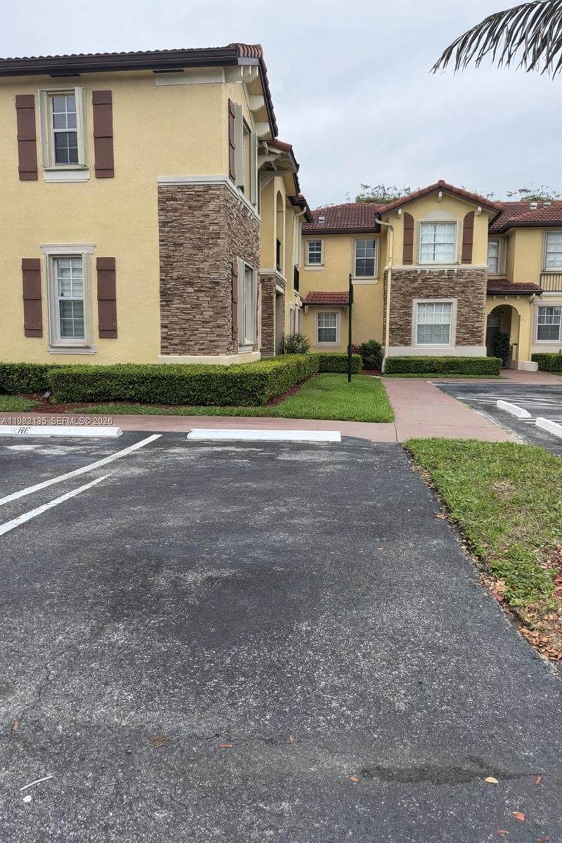 https://bt-photos.global.ssl.fastly.net/miami/orig_boomver_1_A11982135-2.jpg