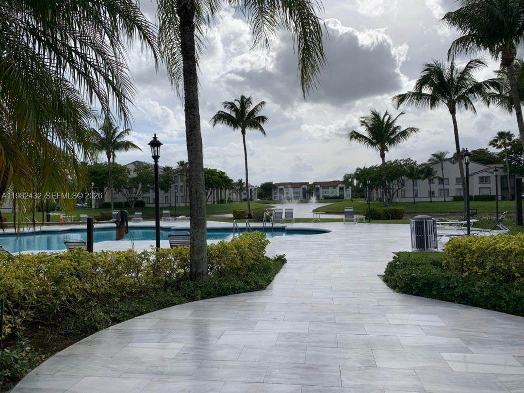 https://bt-photos.global.ssl.fastly.net/miami/orig_boomver_1_A11982432-2.jpg