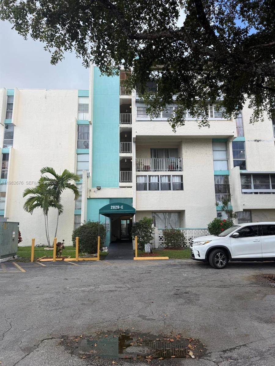 2029 46th Ave - Photo 1