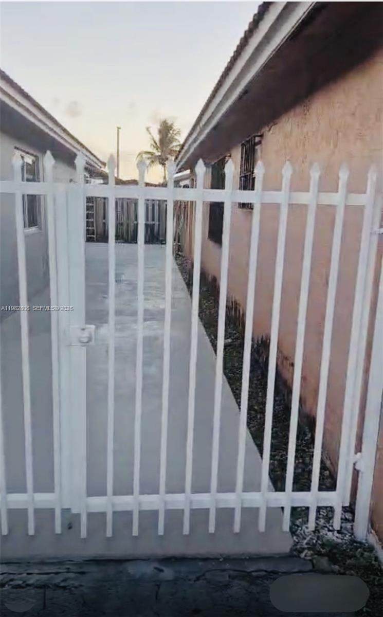 https://bt-photos.global.ssl.fastly.net/miami/1280_boomver_1_A11982806-2.jpg
