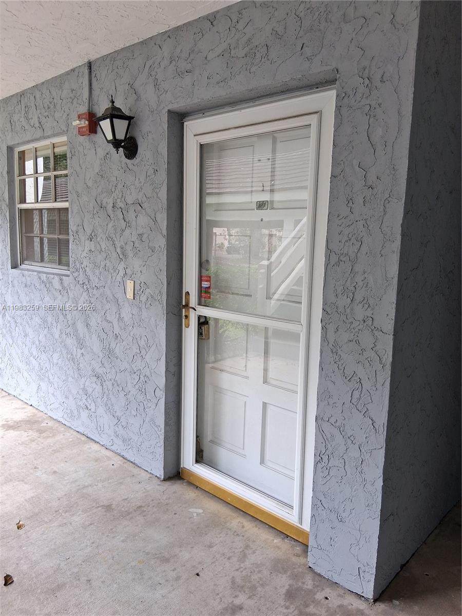 7556 Stirling Rd - Photo 1