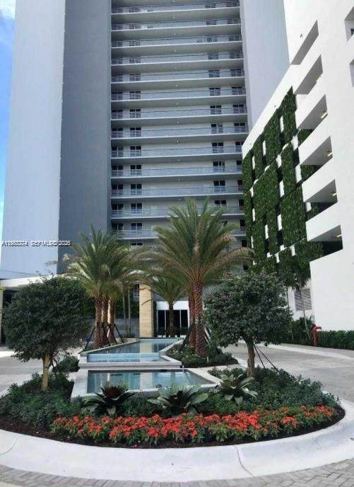 16385 Biscayne Blvd - Photo 1
