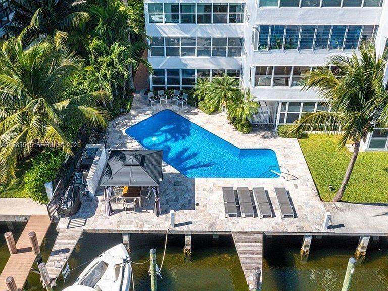 40 Isle Of Venice Dr - Photo 1