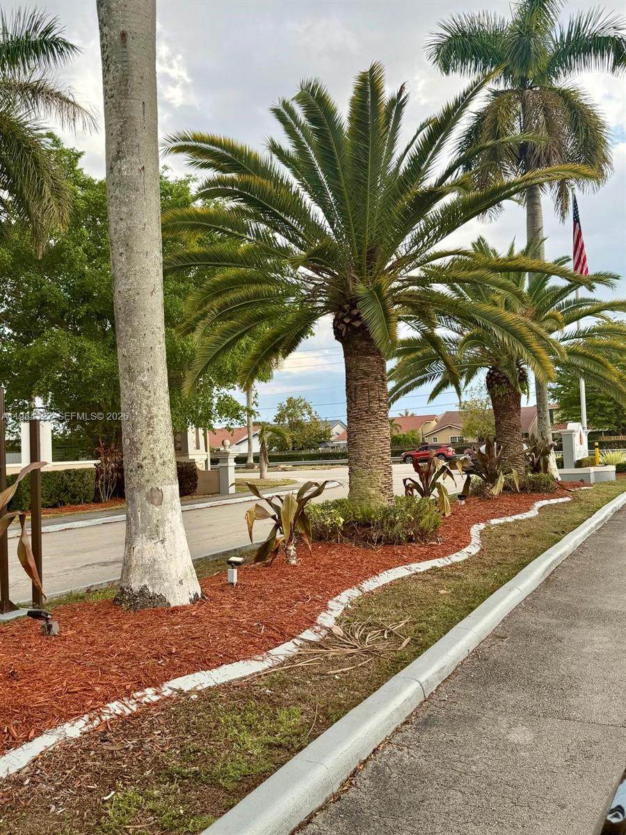 https://bt-photos.global.ssl.fastly.net/miami/orig_boomver_1_A11984122-2.jpg