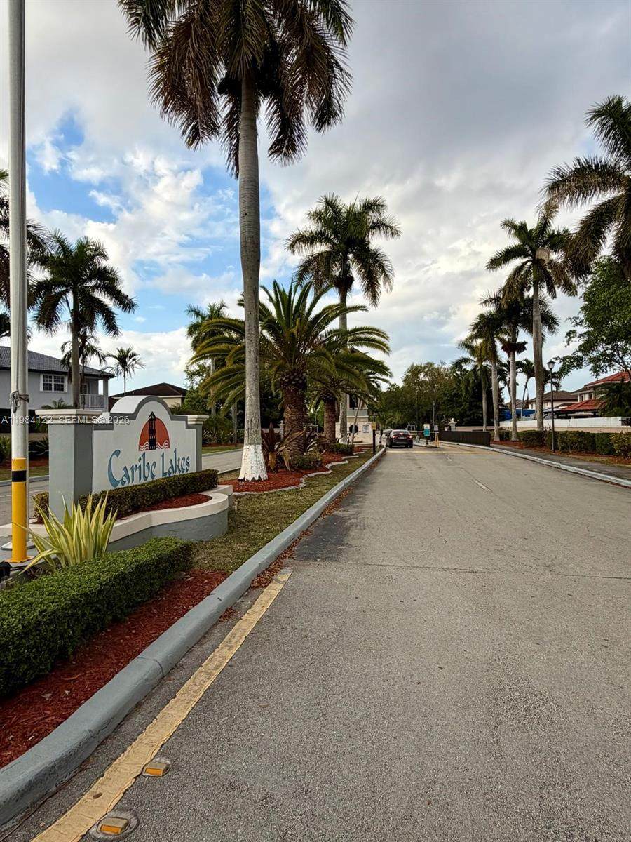 https://bt-photos.global.ssl.fastly.net/miami/orig_boomver_1_A11984122-2.jpg