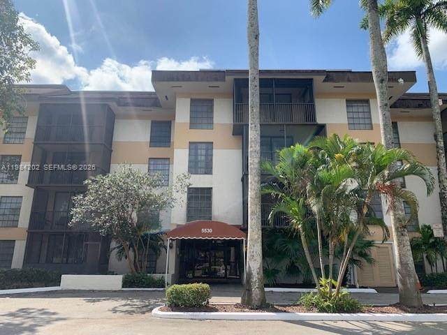 5530 44th St - Photo 1