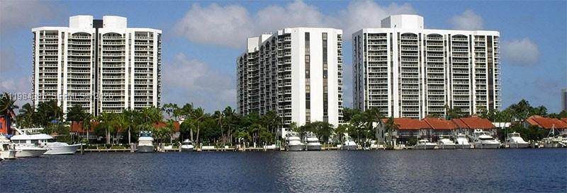 https://bt-photos.global.ssl.fastly.net/miami/orig_boomver_1_A11984335-2.jpg