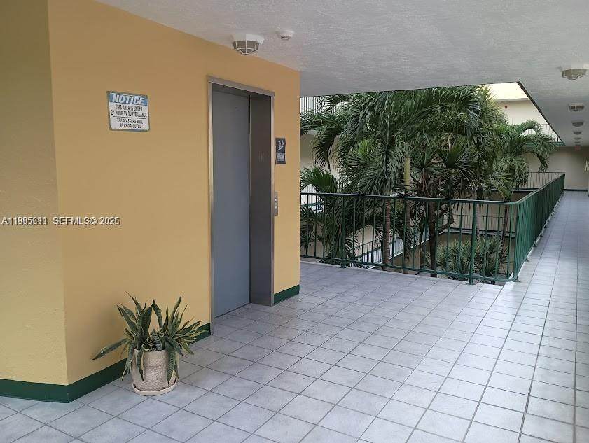 https://bt-photos.global.ssl.fastly.net/miami/orig_boomver_1_A11985311-2.jpg