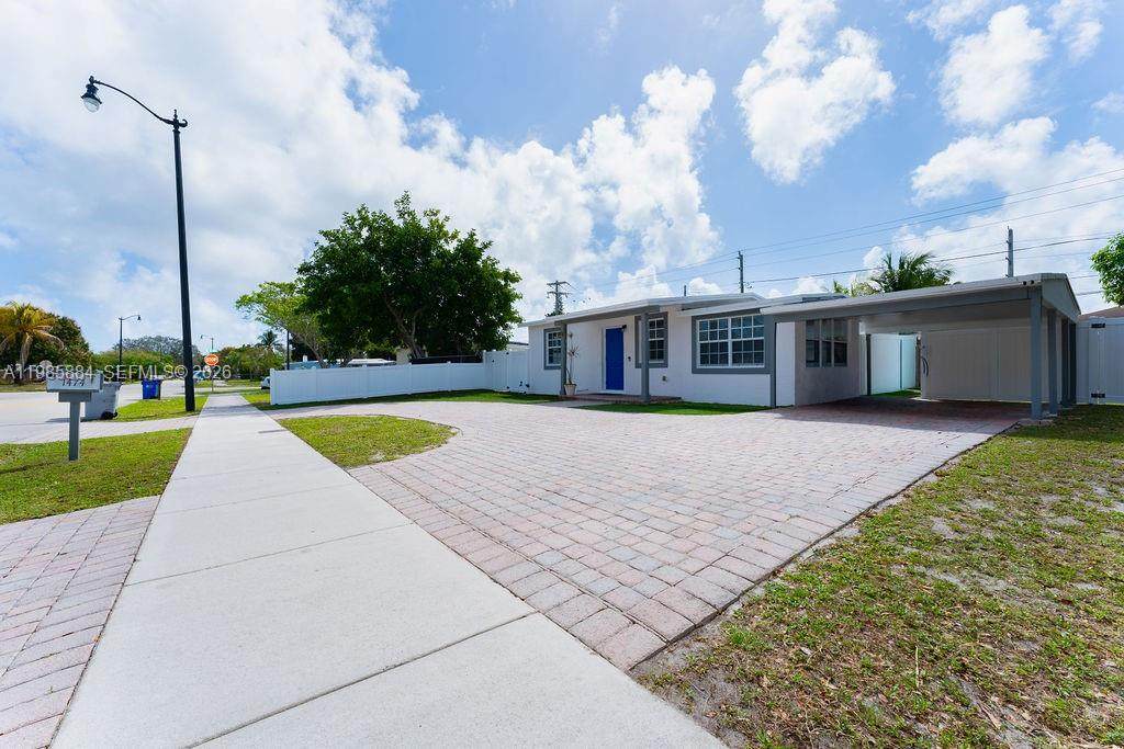 https://bt-photos.global.ssl.fastly.net/miami/orig_boomver_1_A11985884-2.jpg