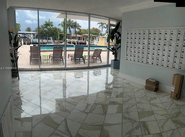 https://bt-photos.global.ssl.fastly.net/miami/orig_boomver_1_A11986158-2.jpg