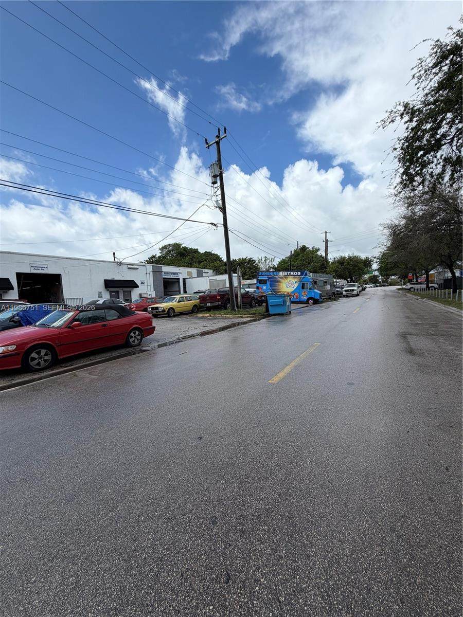 https://bt-photos.global.ssl.fastly.net/miami/orig_boomver_1_A11986751-2.jpg