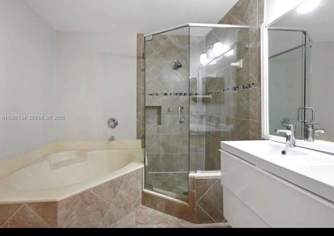 https://bt-photos.global.ssl.fastly.net/miami/orig_boomver_1_A11987134-2.jpg