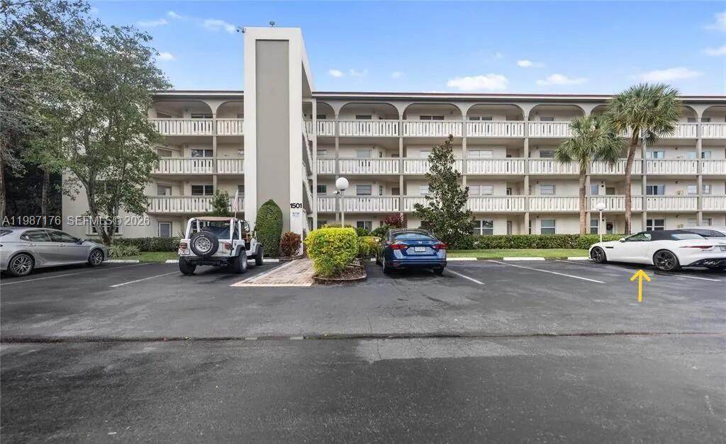1501 Cayman Way - Photo 1