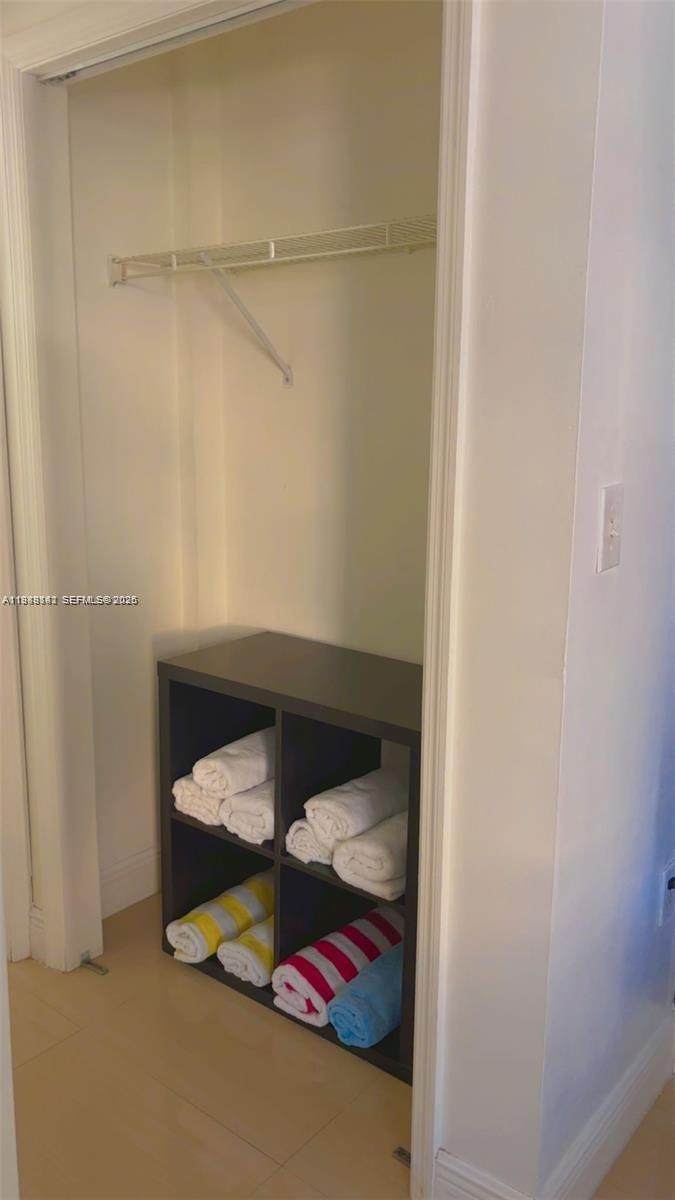 https://bt-photos.global.ssl.fastly.net/miami/1280_boomver_1_A11988142-2.jpg