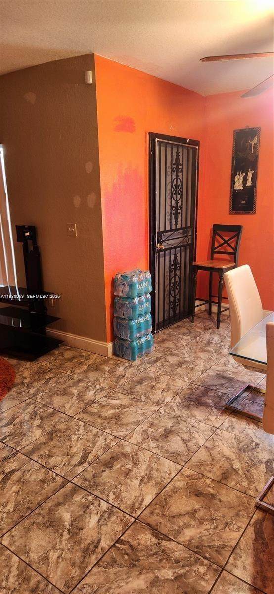 https://bt-photos.global.ssl.fastly.net/miami/1280_boomver_1_A11988269-2.jpg