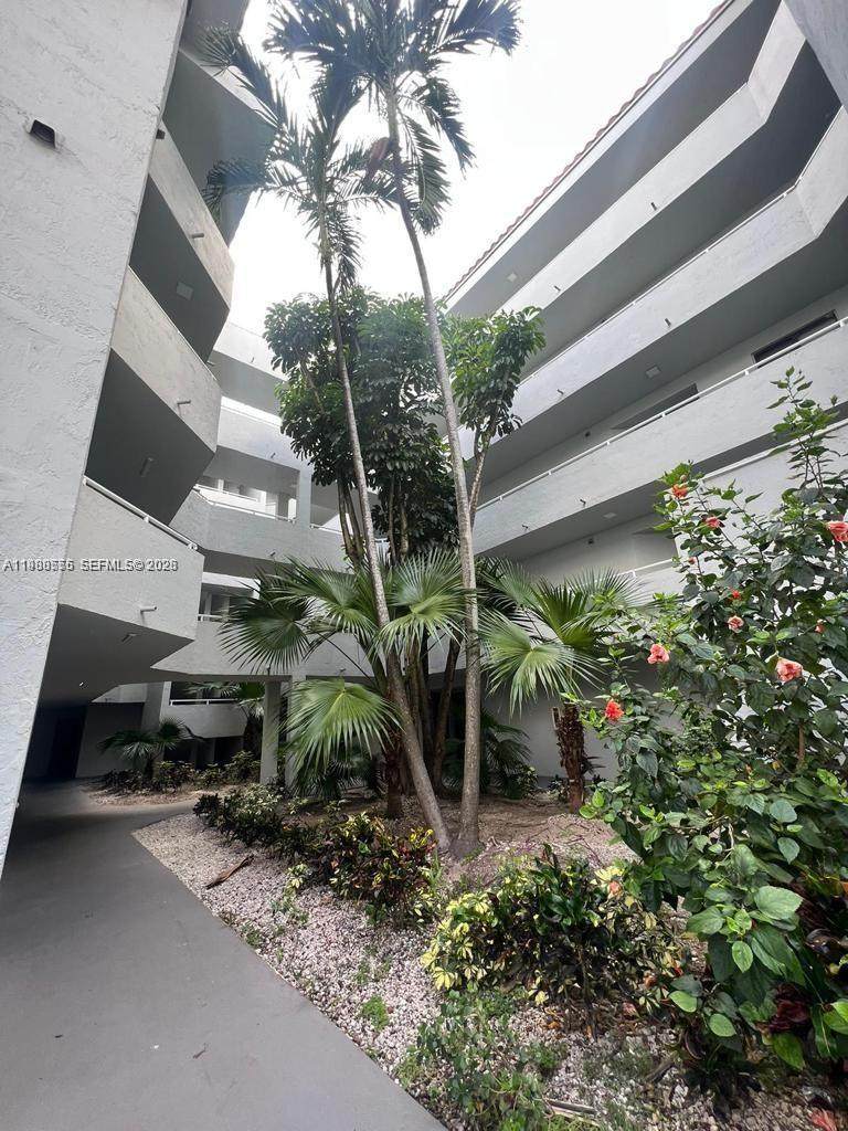 https://bt-photos.global.ssl.fastly.net/miami/orig_boomver_1_A11988555-2.jpg