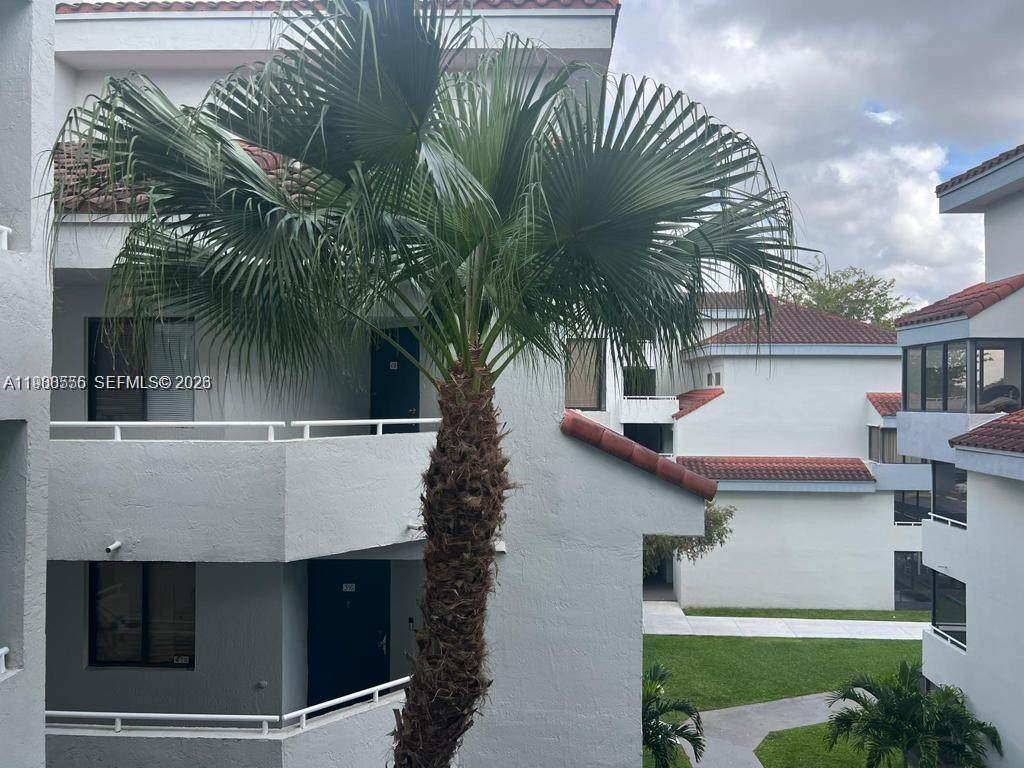 https://bt-photos.global.ssl.fastly.net/miami/orig_boomver_1_A11988555-2.jpg