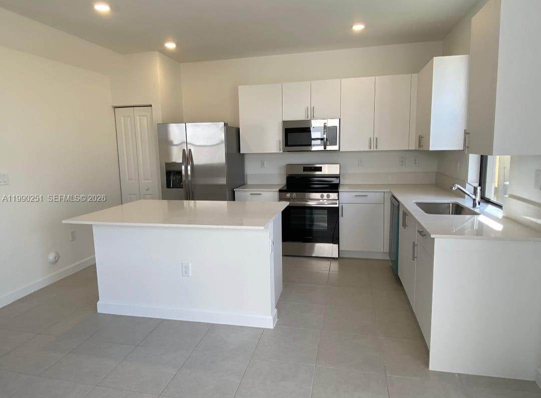 23074 128th Pl - Photo 1