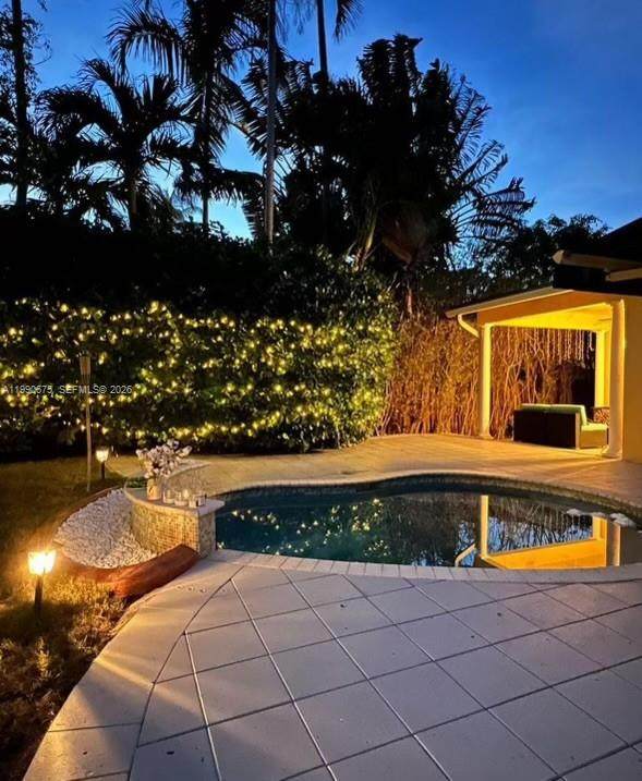 https://bt-photos.global.ssl.fastly.net/miami/1280_boomver_1_A11990675-2.jpg