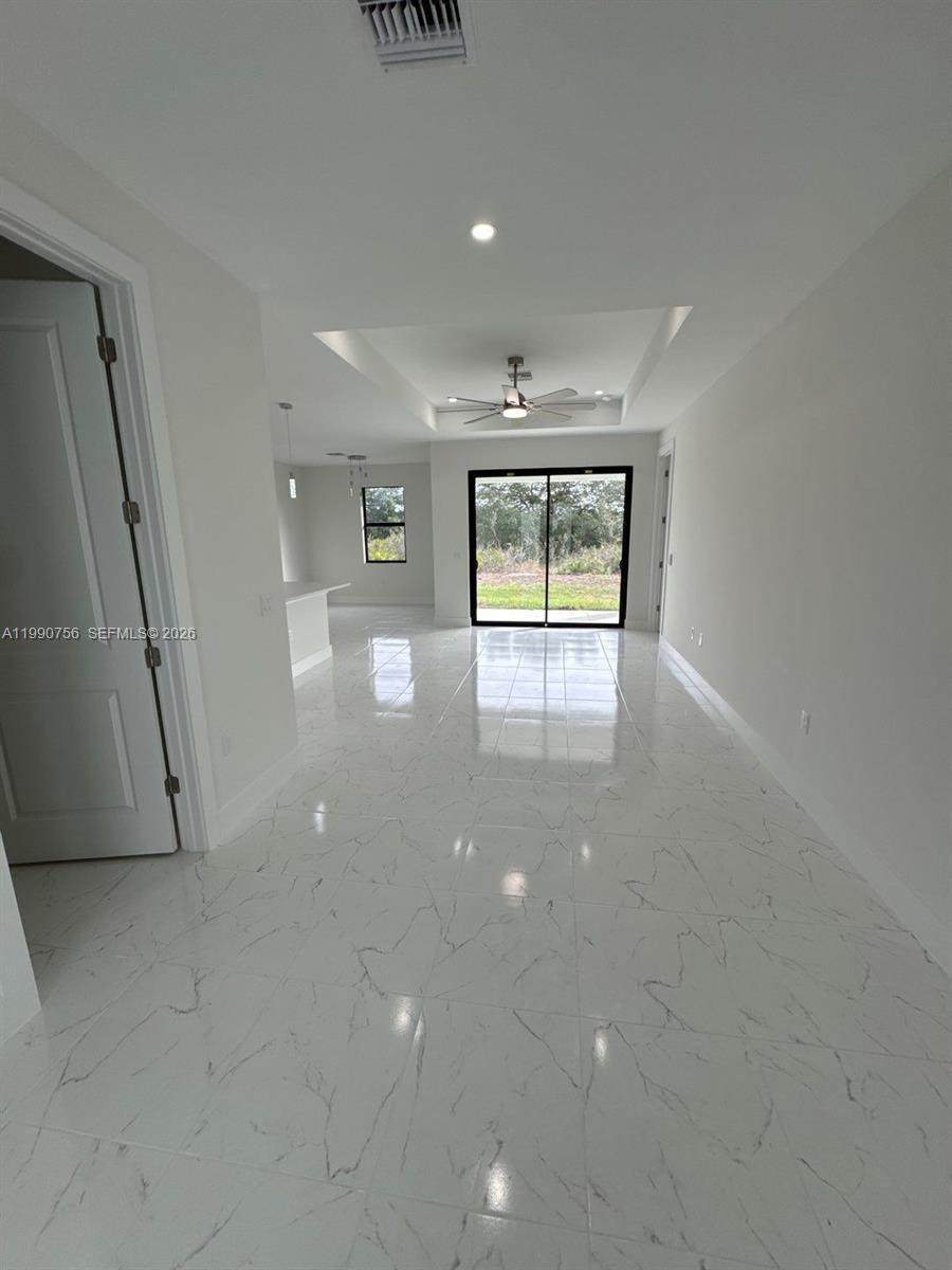 https://bt-photos.global.ssl.fastly.net/miami/1280_boomver_1_A11990756-2.jpg