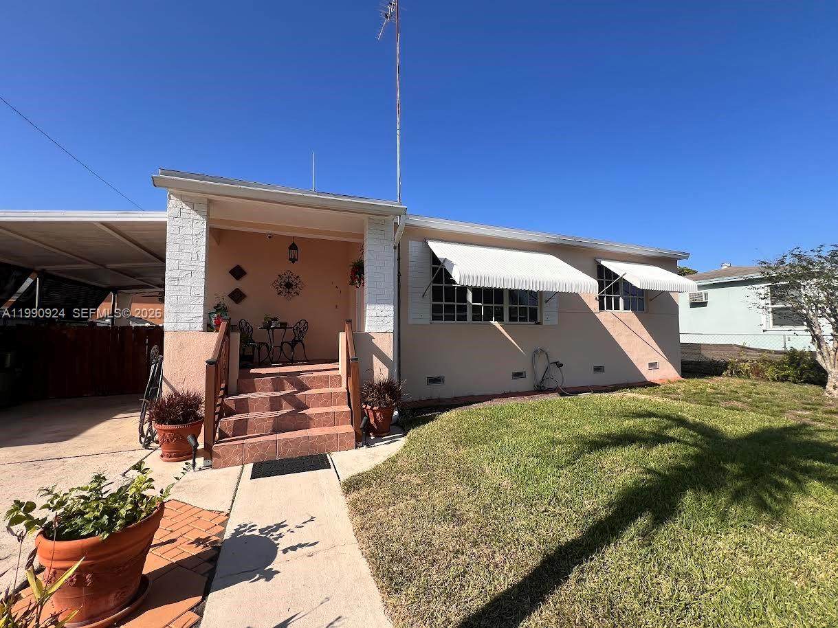 151 63rd St - Photo 1