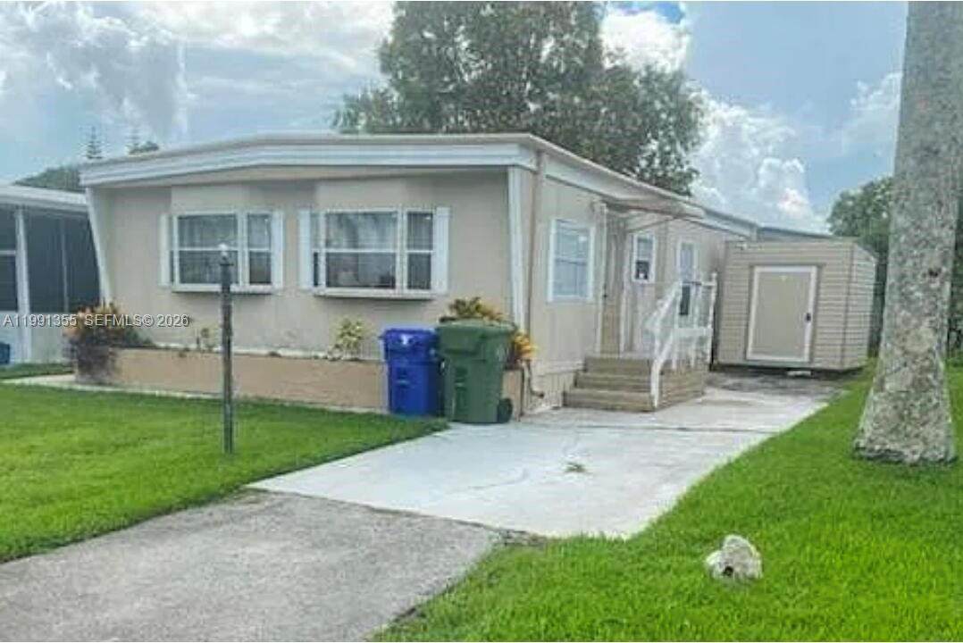 21730 8th Ct - Photo 1