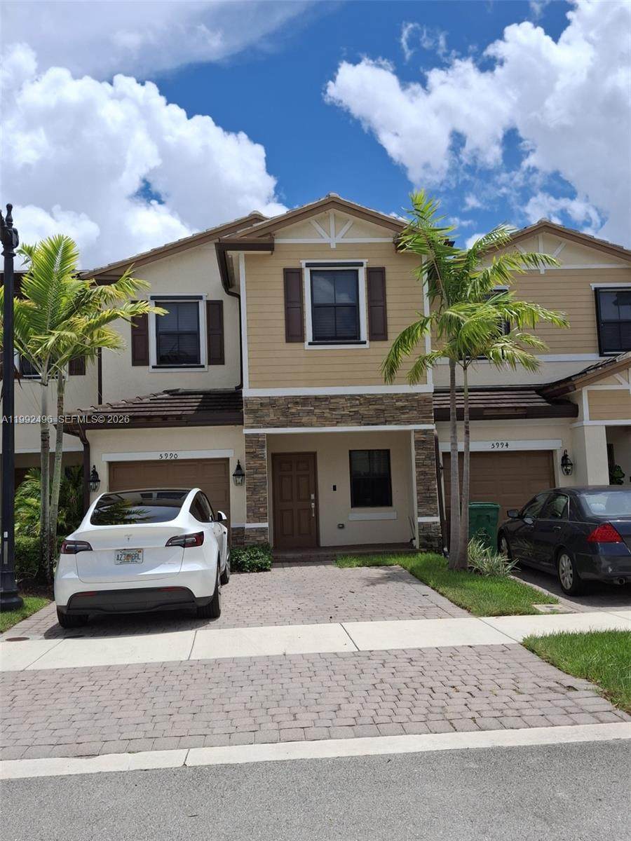 https://bt-photos.global.ssl.fastly.net/miami/orig_boomver_1_A11992496-2.jpg