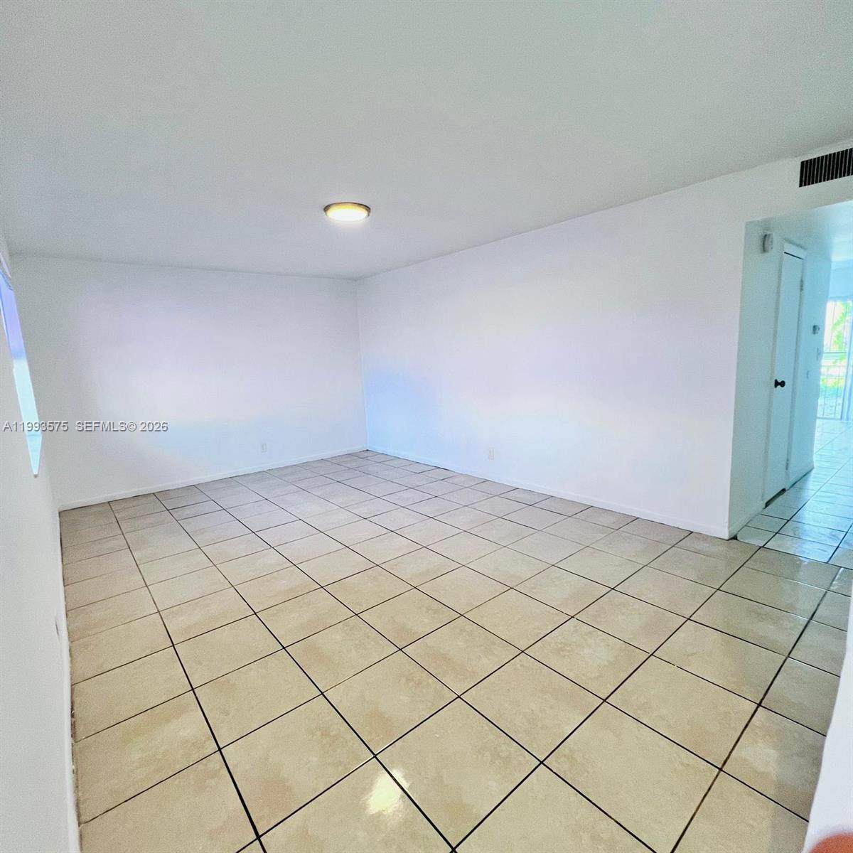 https://bt-photos.global.ssl.fastly.net/miami/orig_boomver_1_A11993575-2.jpg