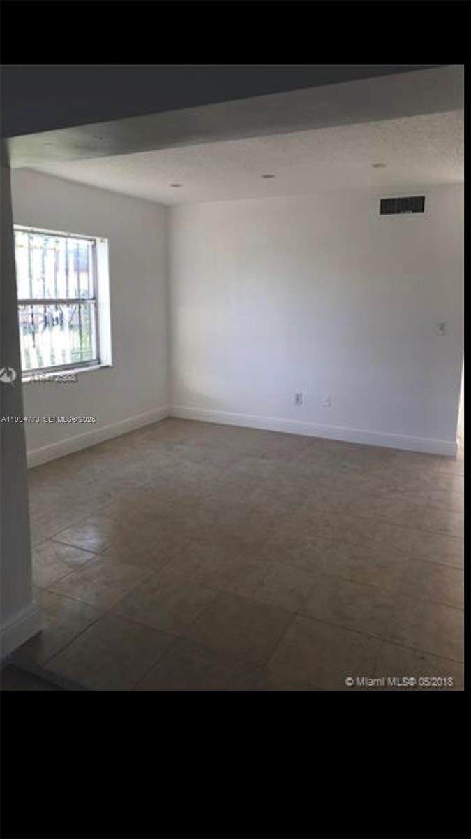 https://bt-photos.global.ssl.fastly.net/miami/orig_boomver_1_A11994773-2.jpg