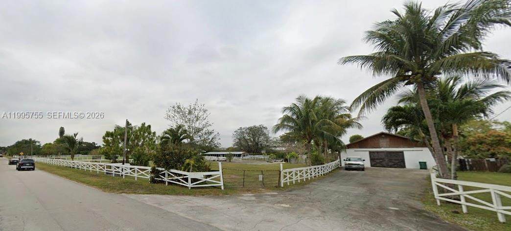 https://bt-photos.global.ssl.fastly.net/miami/orig_boomver_1_A11995755-2.jpg