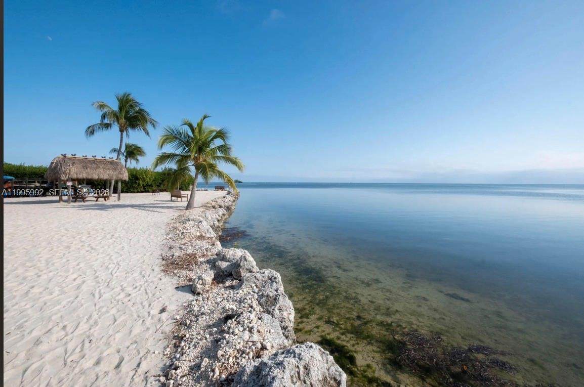 https://bt-photos.global.ssl.fastly.net/miami/orig_boomver_1_A11995992-2.jpg