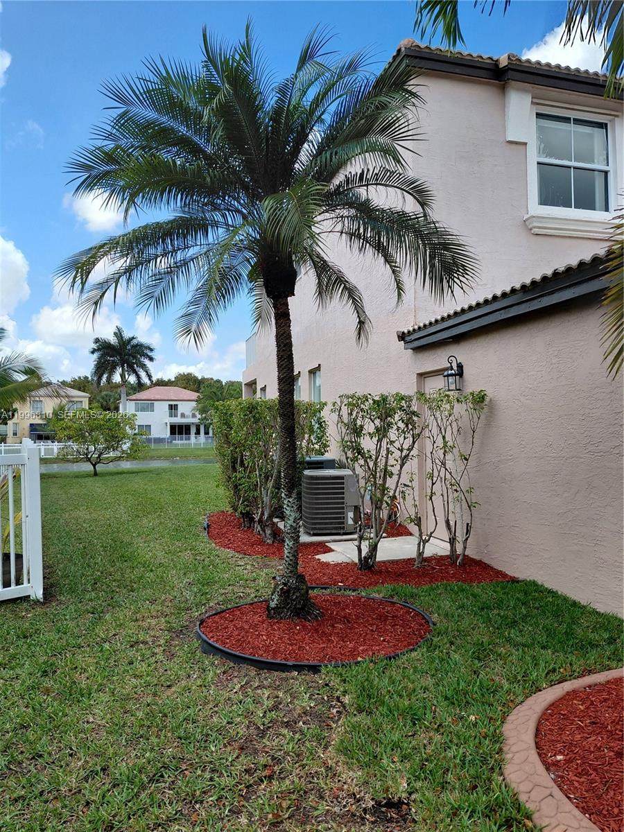 https://bt-photos.global.ssl.fastly.net/miami/orig_boomver_2_A11996810-2.jpg