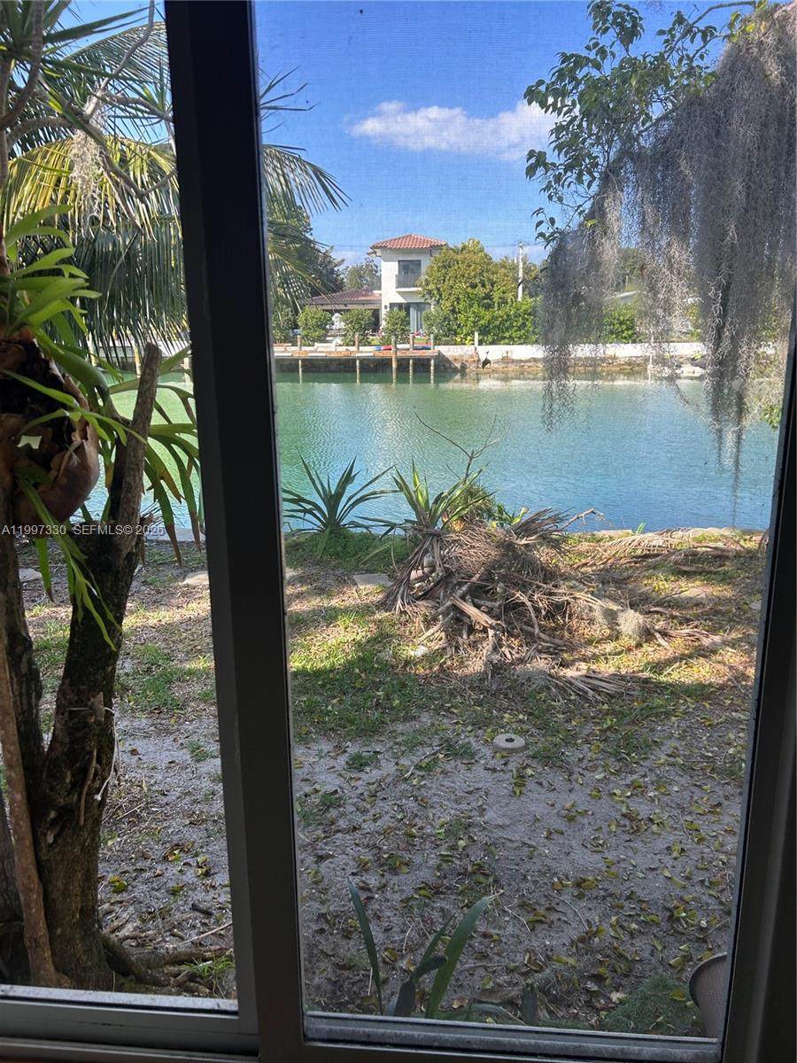 1795 Calais Dr - Photo 1