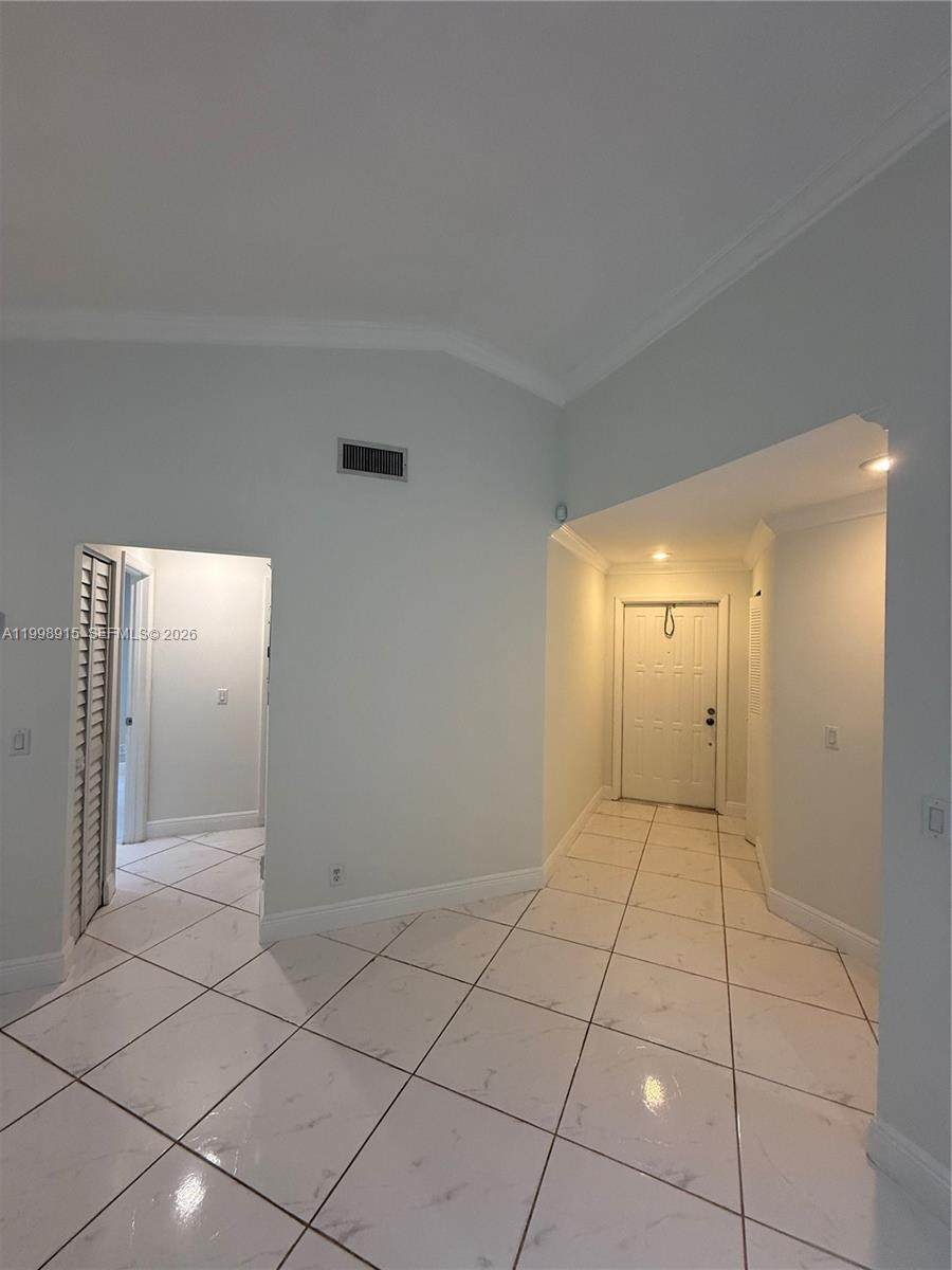 https://bt-photos.global.ssl.fastly.net/miami/orig_boomver_1_A11998915-2.jpg