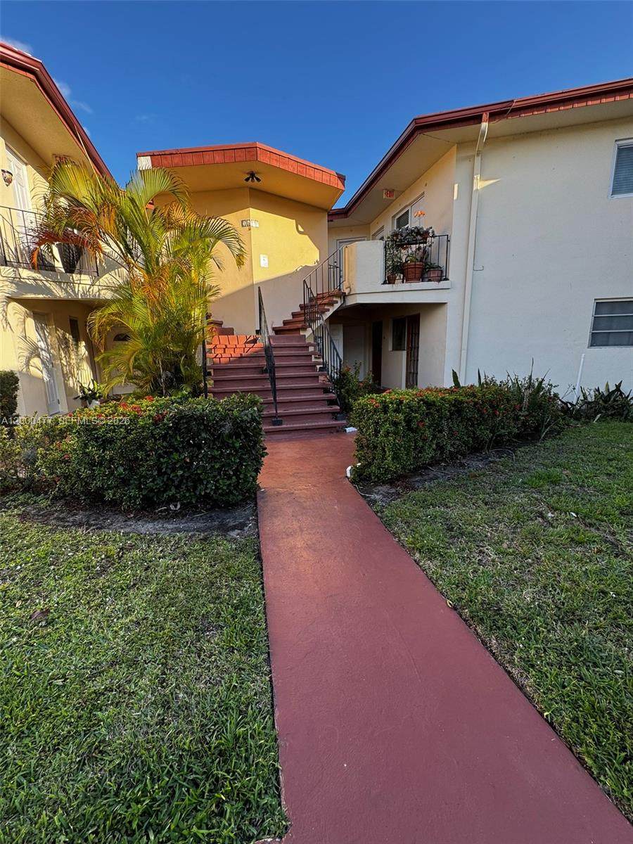 1601 Miami Gardens Dr - Photo 1